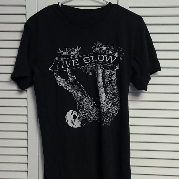Sloth "Live Slow" Graphic Tee - Picture 1 of 1